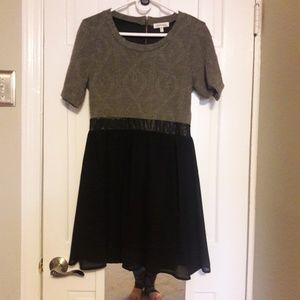 Short sleeve black and gray fit and flare dress